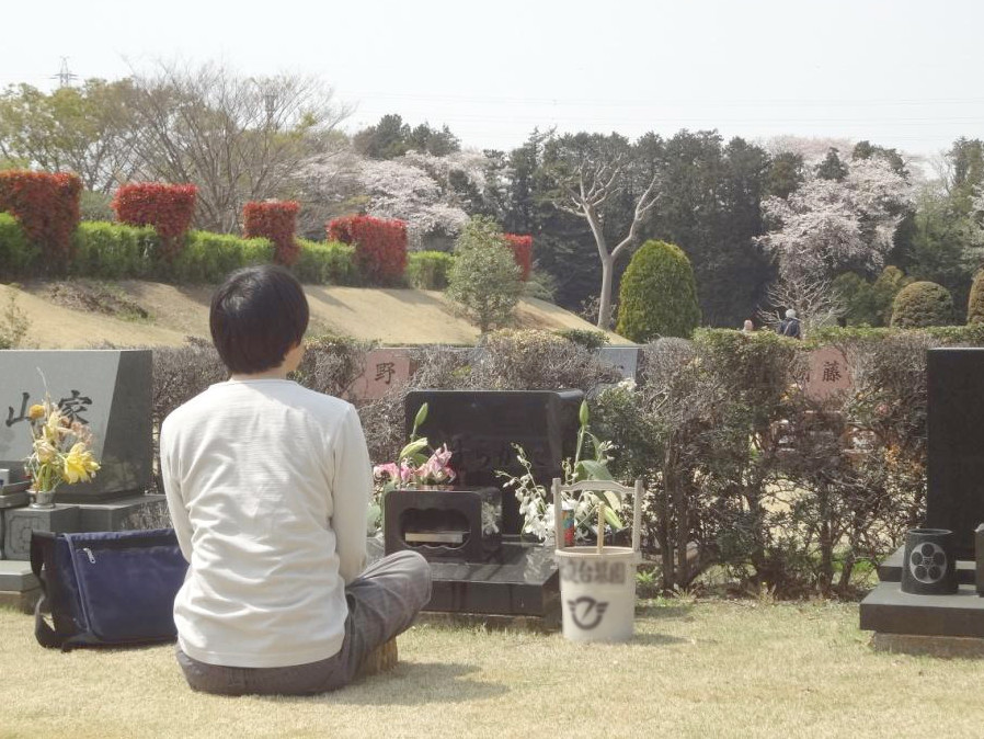 「恩師と満開の桜と」