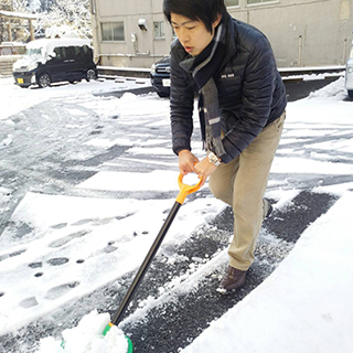 「雪かき」