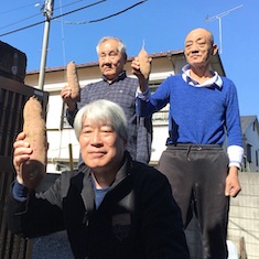 「男三人、秋の空。」